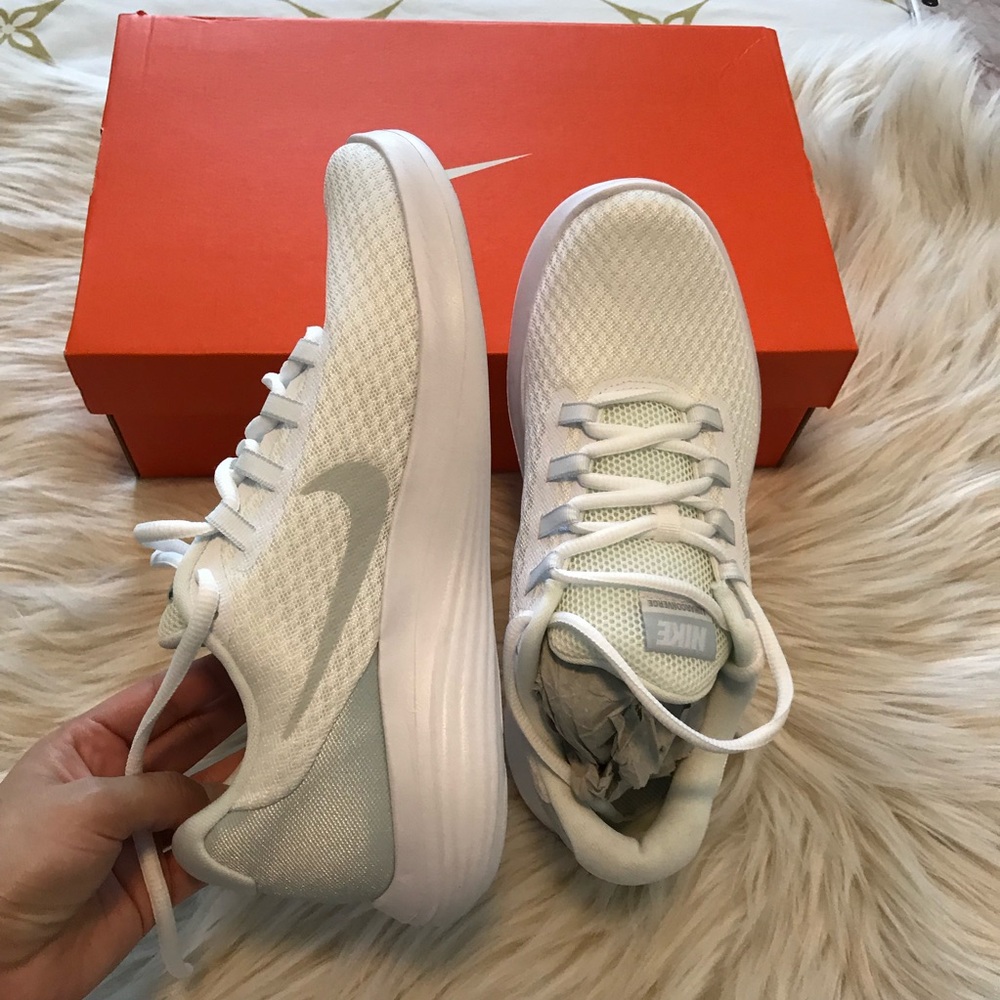 SOLD❤️❗️Lunarconverger Nike Sneakers - Picture 2 of 7